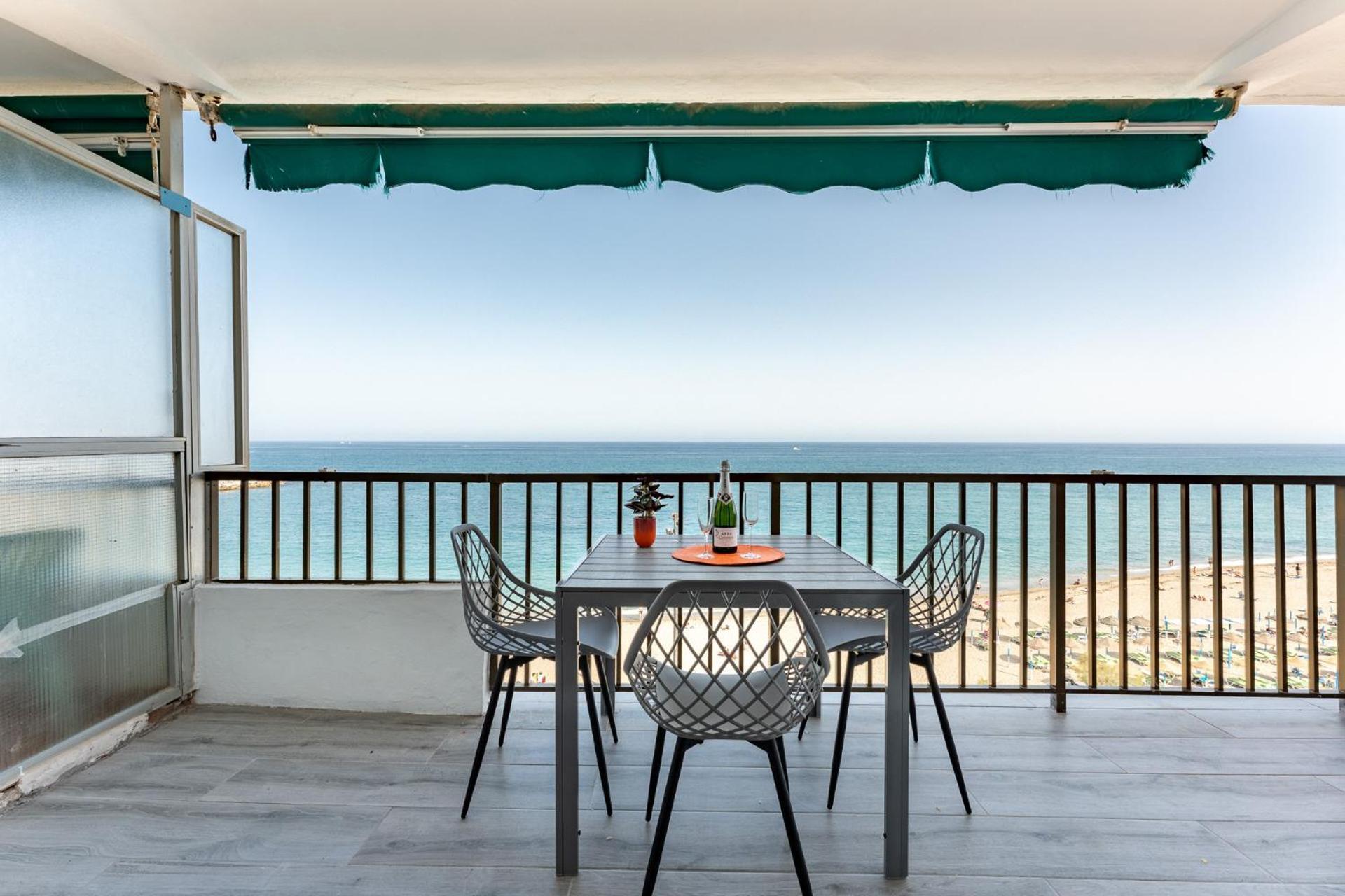 Malagasuite Golden Views Fuengirola Exterior foto